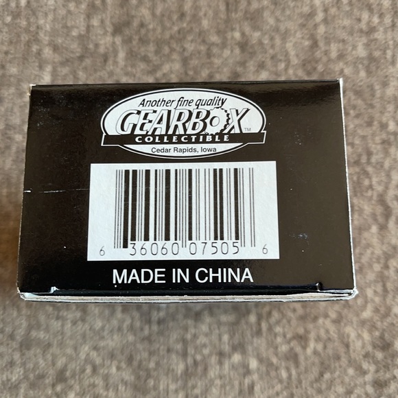 Gearbox Wayne Gas Pump Replica Collectible Toy - Picture 6 of 9